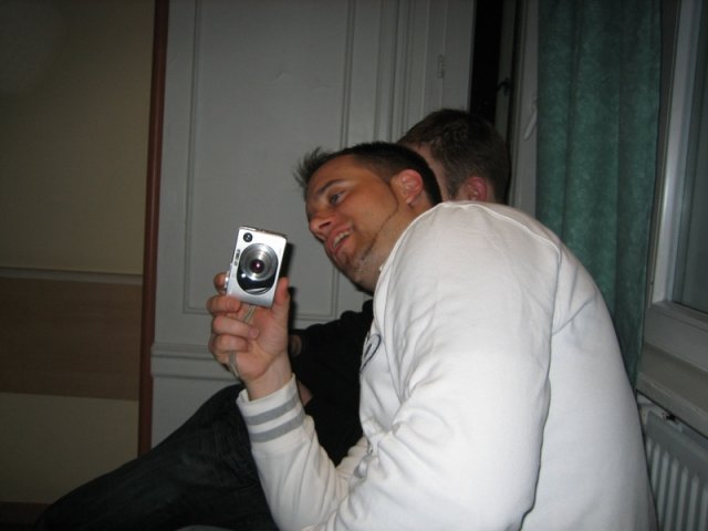 Picture 128