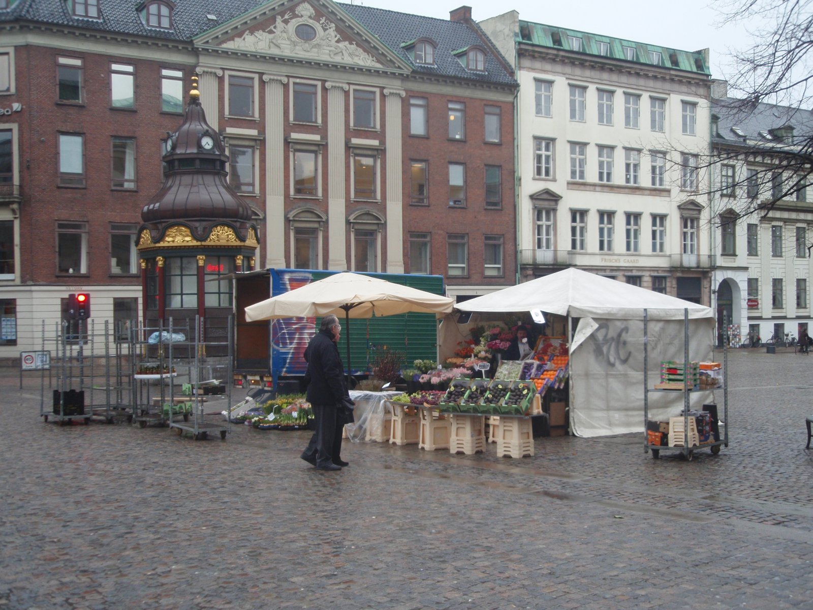 p3070074