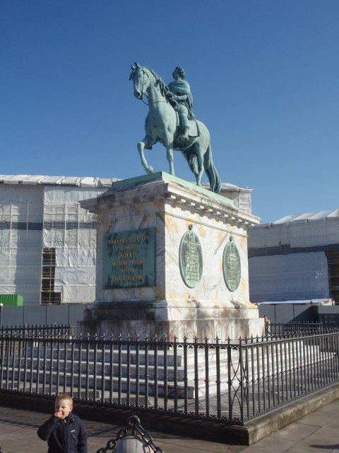 p3080354