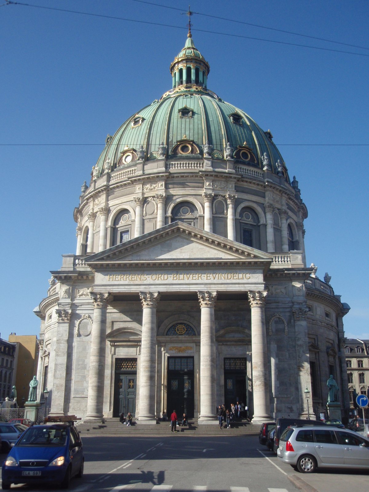 p3080356